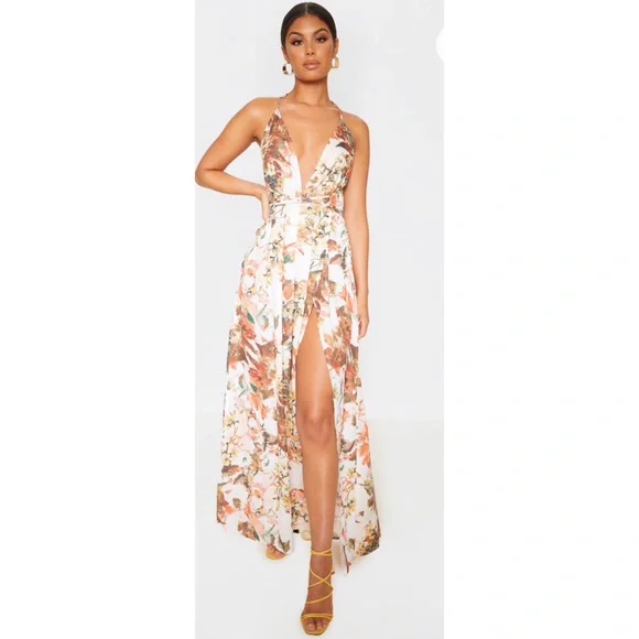 PrettyLittleThing | Dresses | White Floral Print Chiffon Halter Neck Maxi  Dress | Poshmark